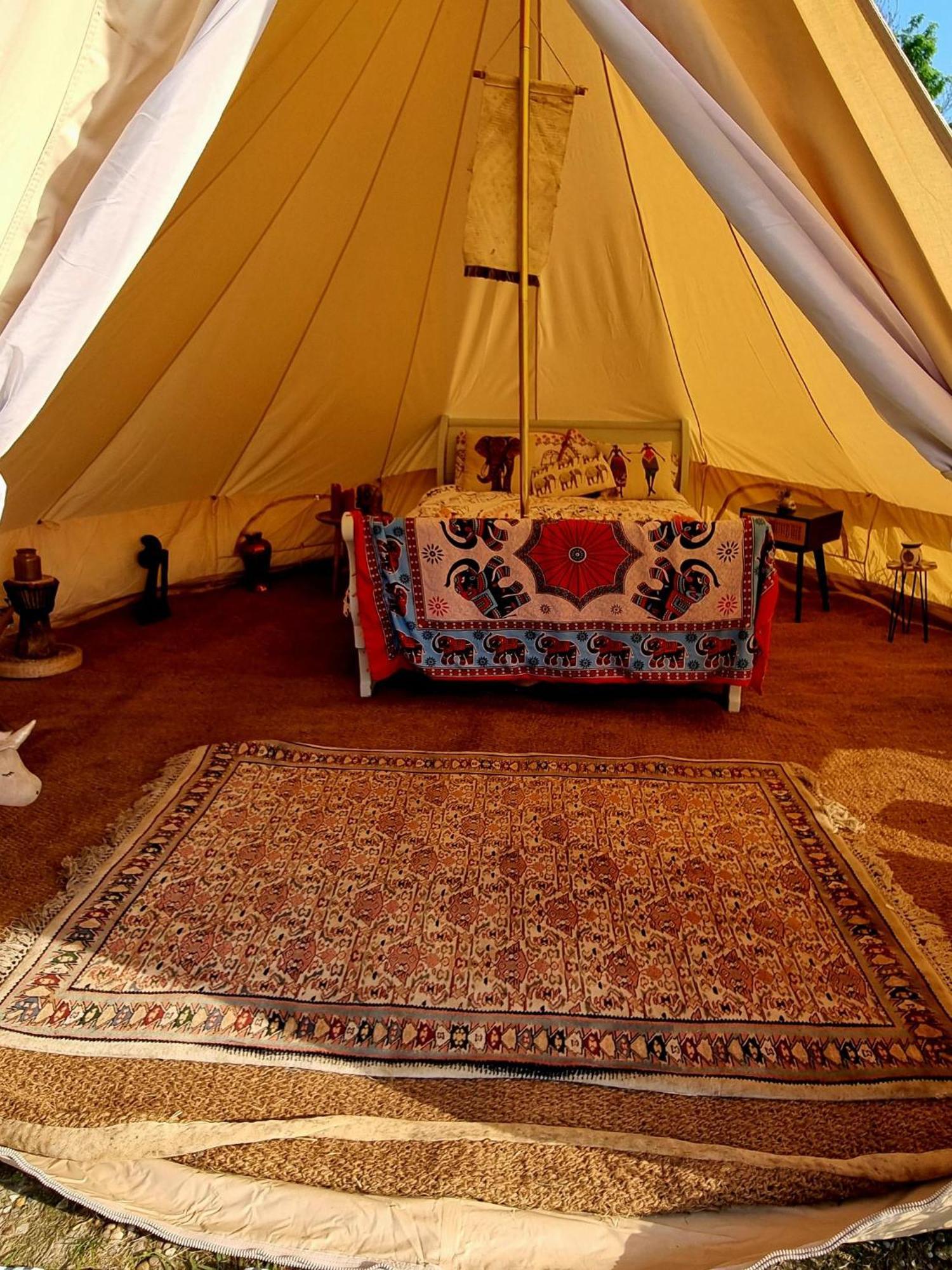 Secret Garden Glamping African Themed Tent Newark upon Trent Exterior foto
