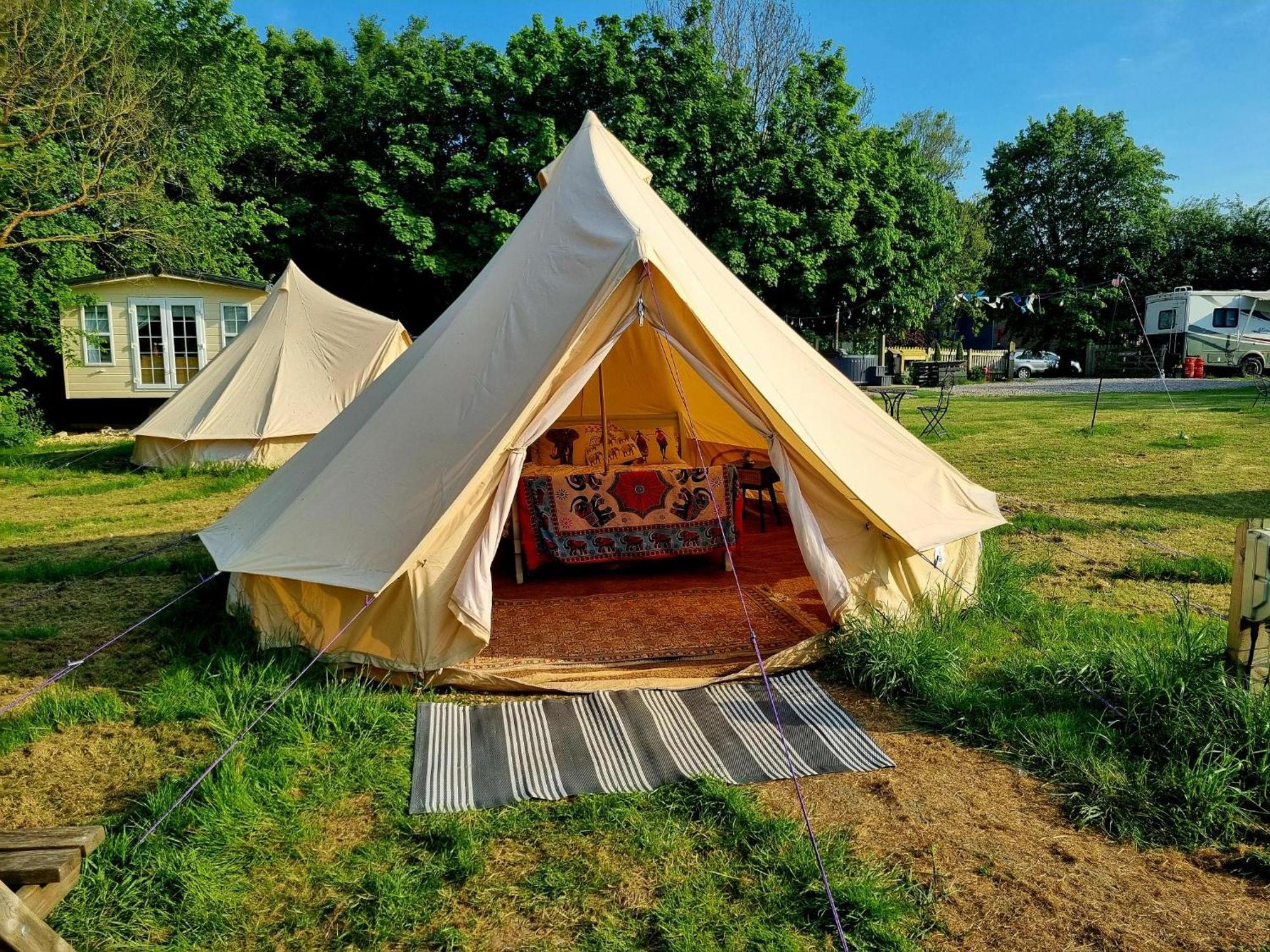 Secret Garden Glamping African Themed Tent Newark upon Trent Exterior foto